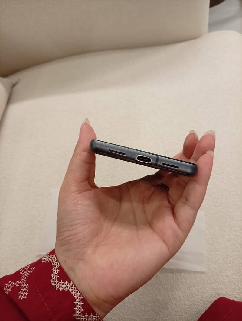 Google Pixel 7 6