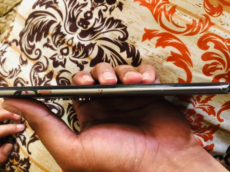 Tecno CAMON 40 Pro 3