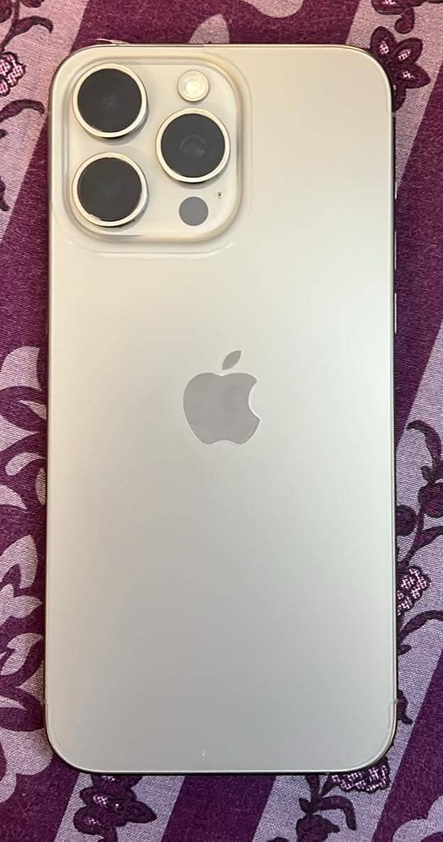 *Apple iPhone 15 Pro Max 256GB – Mint Condition | 84% Battery Health* 0