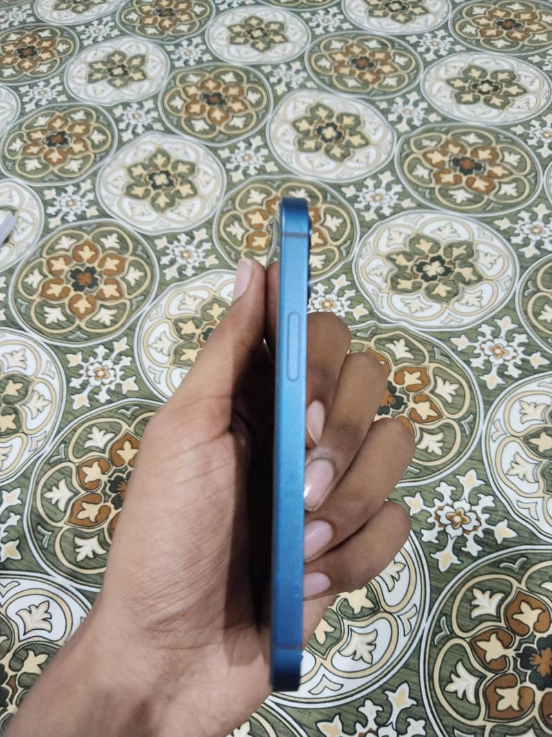 Apple iPhone 12 mini 2