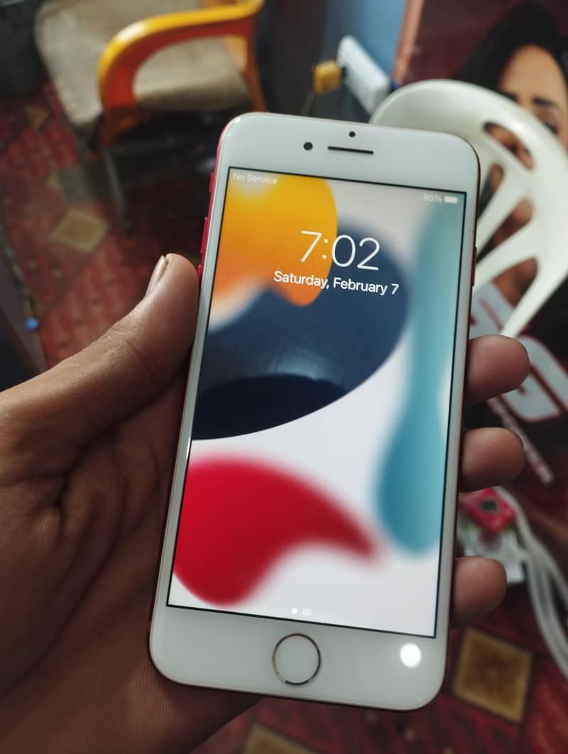 Apple iPhone 7 0