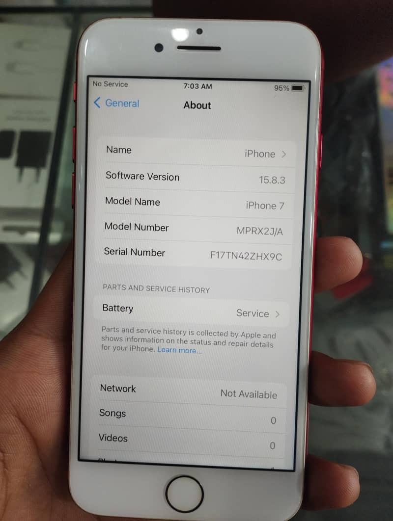 Apple iPhone 7 2