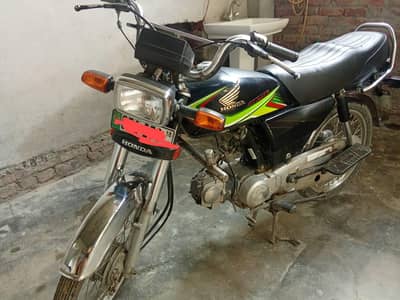 Honda CD 70 2018 urgent sell