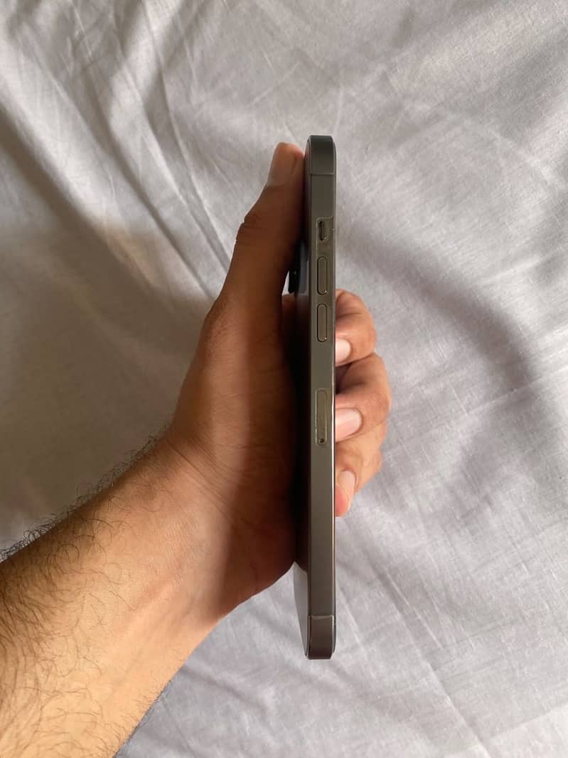 Apple iPhone 12 Pro Max 2