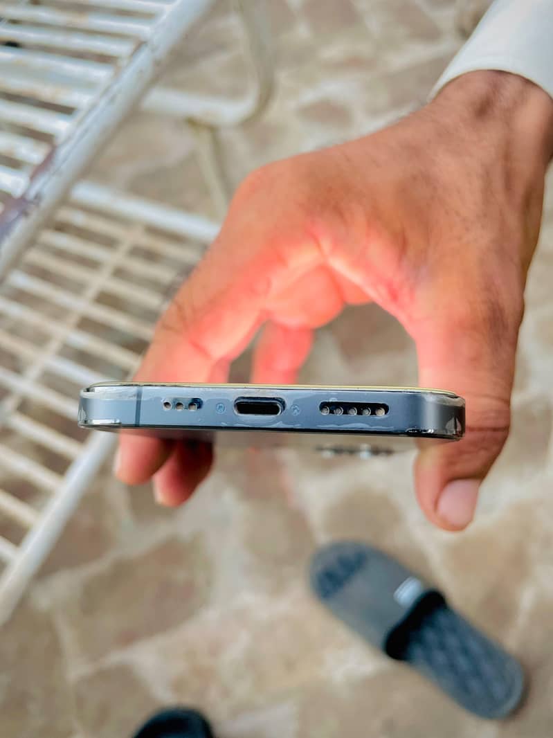 Apple iPhone 12 Pro 3