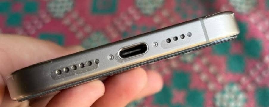 Apple iPhone 15 Pro Max 3