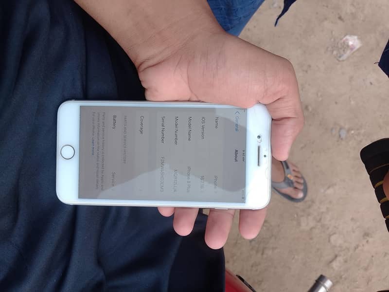 Apple iPhone 8 Plus 4