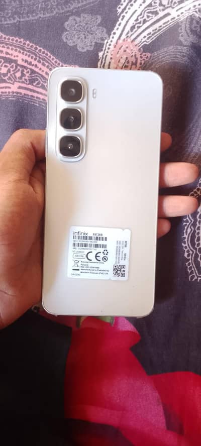 Infinix hot 60i 6 128