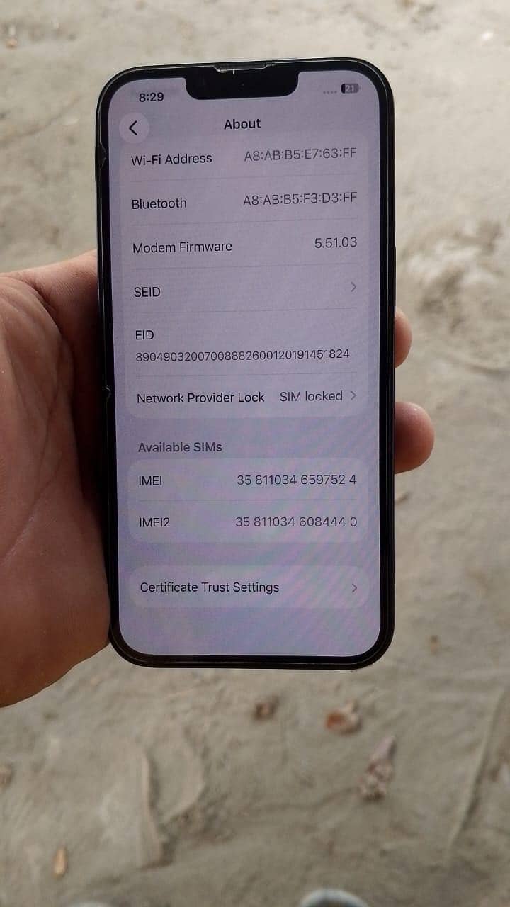 Apple iPhone 13 1