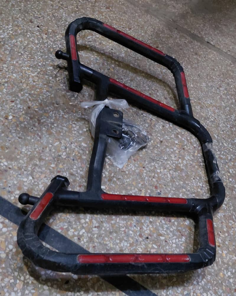 Safe Guard with Fitting 1