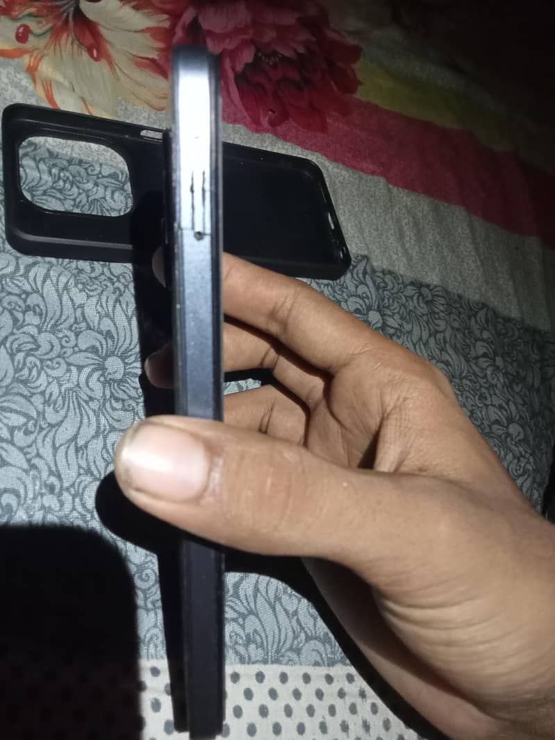 Tecno Spark 20C 7