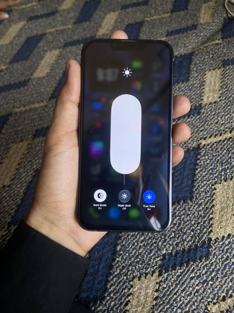 Apple iPhone 13Pro 2