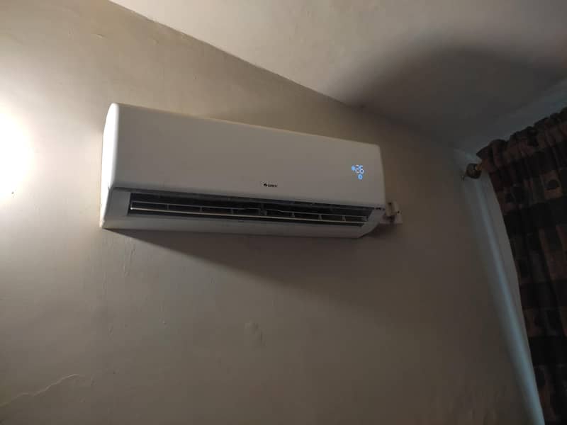Gree 1 Ton split ac 0
