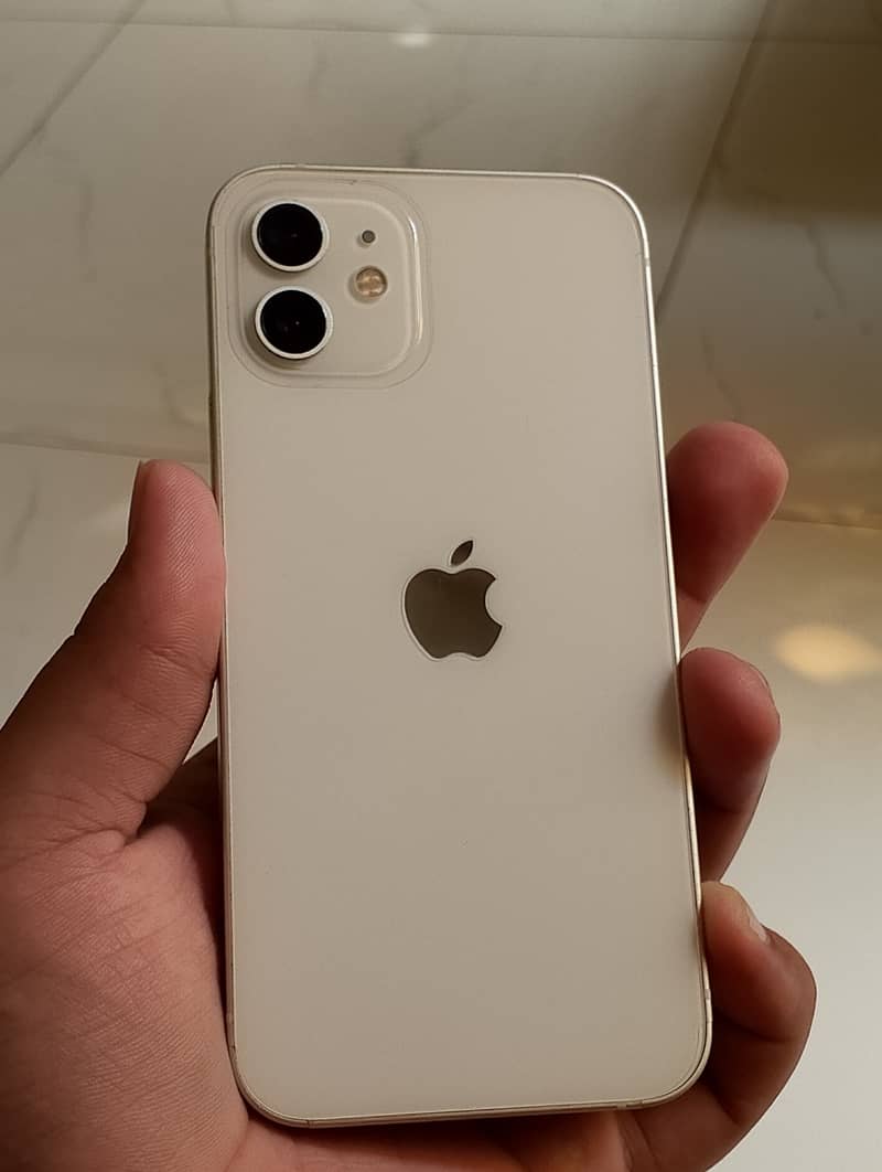 IPHONE 12 4