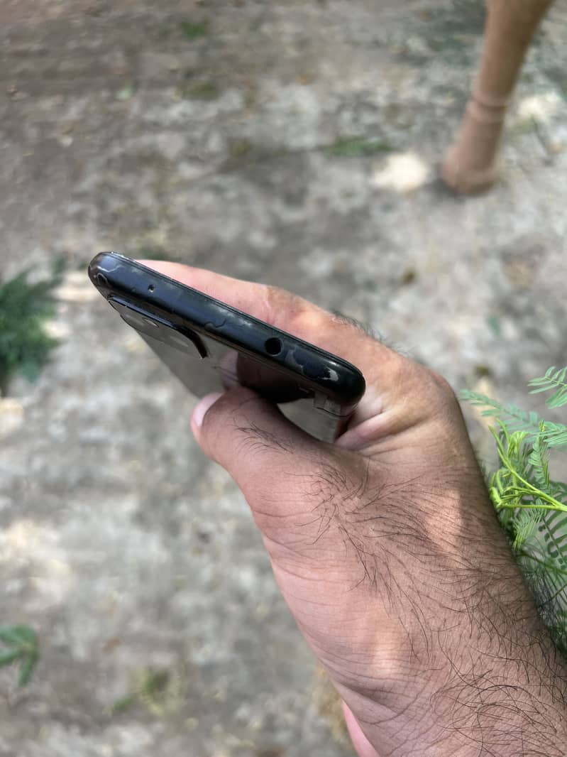 Google Pixel 4a 6