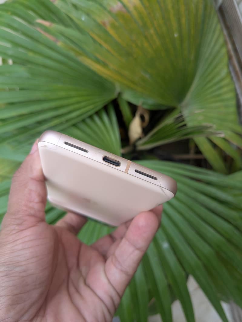 Google Pixel 8 2