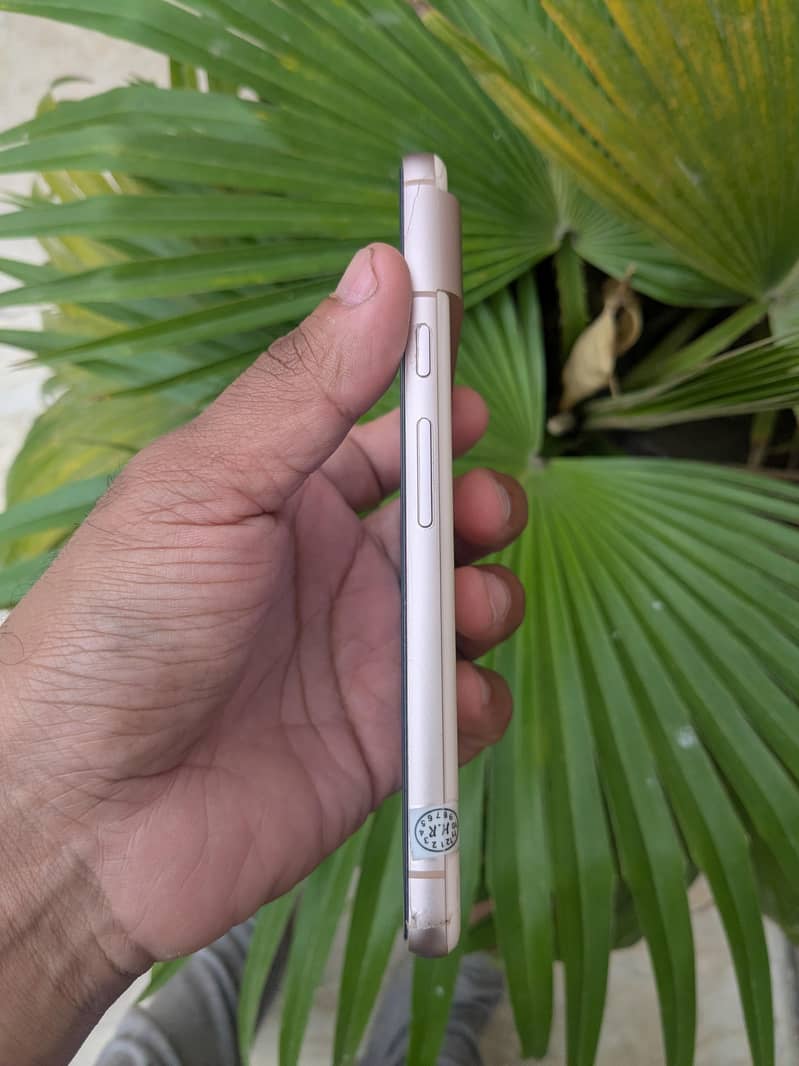 Google Pixel 8 3