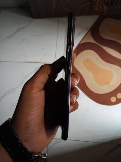 Infinix Hot 8