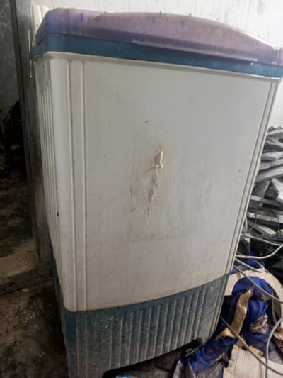 good condition achcha kam karta hai apne purane HAL mein
