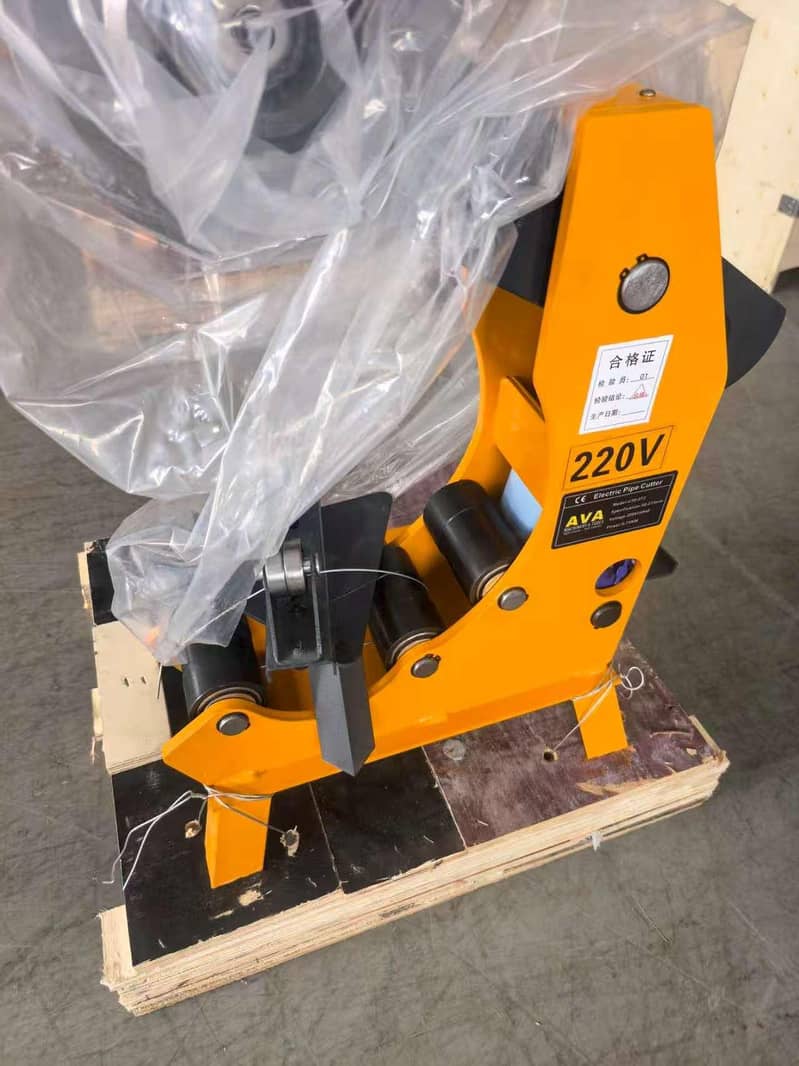 Pipe cutting machines 4