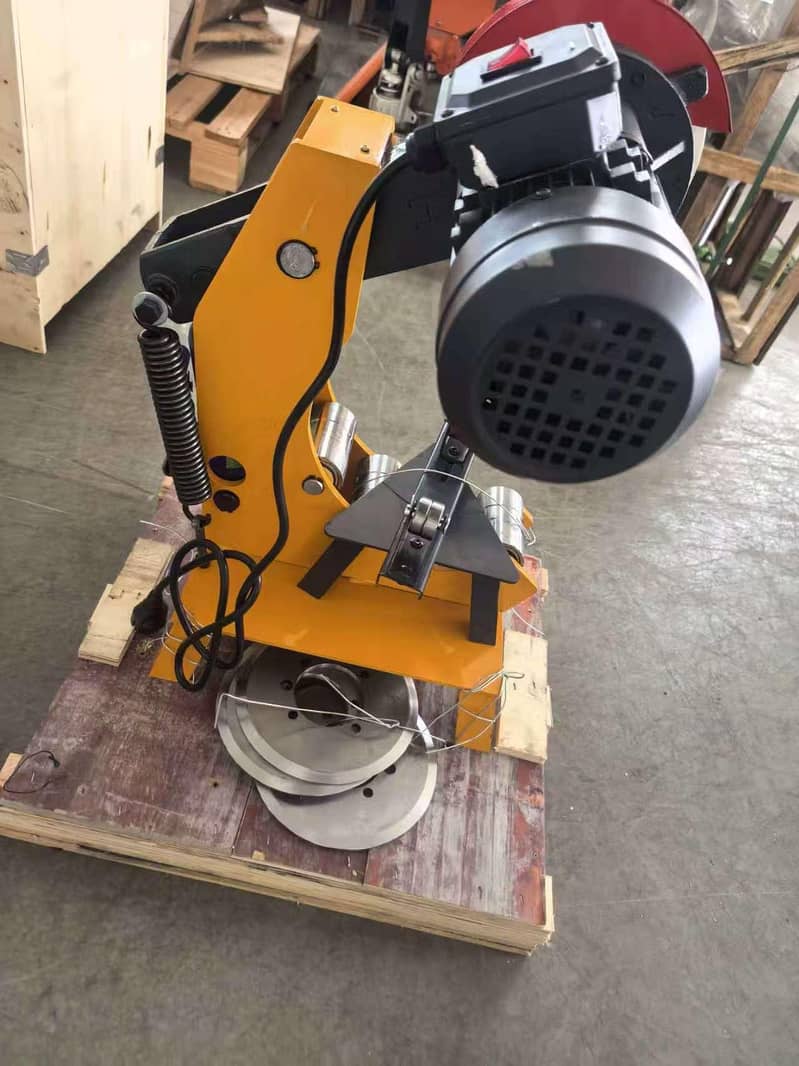 Pipe cutting machines 5