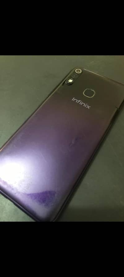 Infinix Hot 8 Lite 2/32 urgent sale