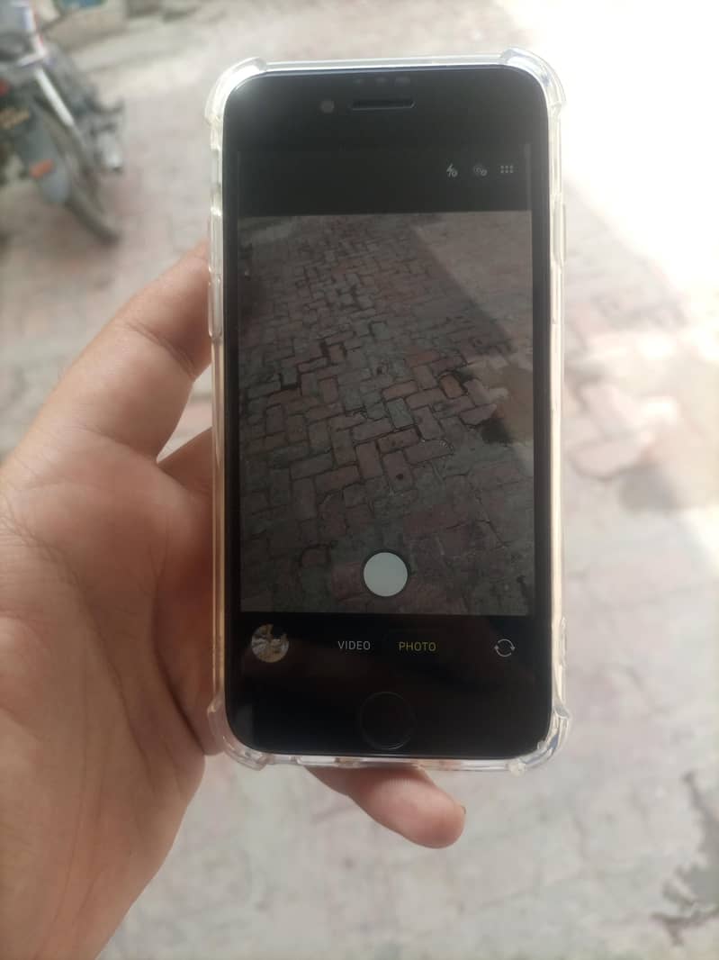 iPhone SE 2nd generation 2
