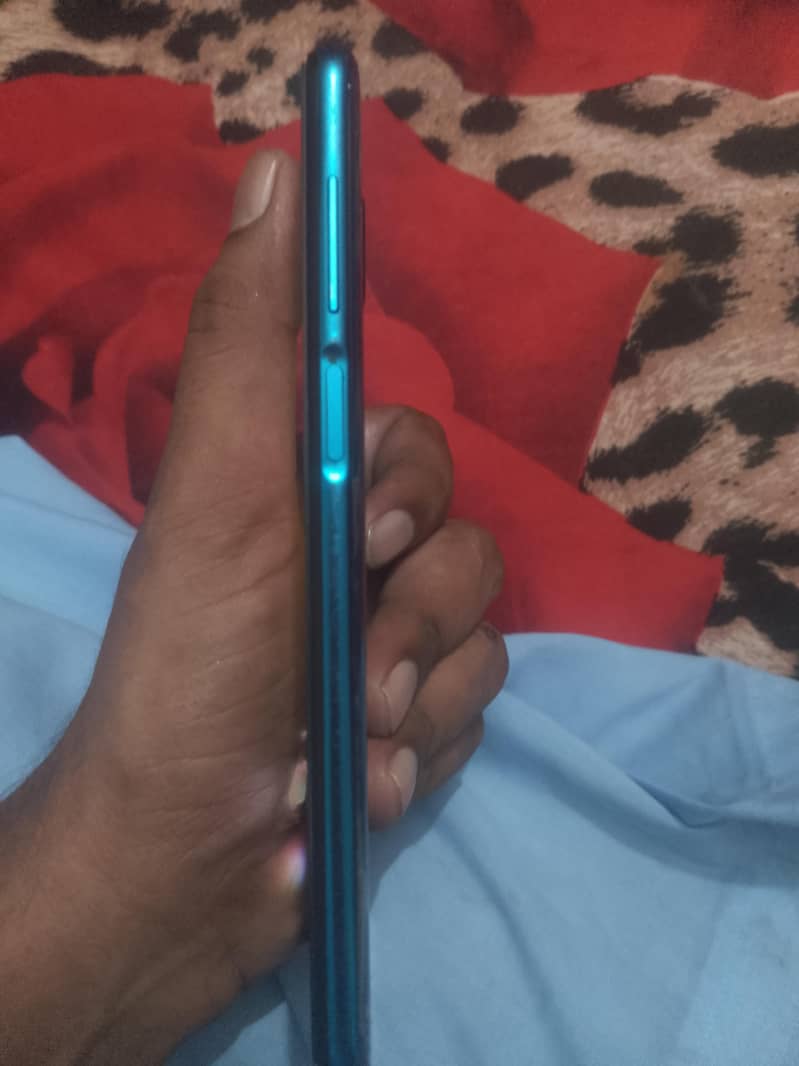 Xiaomi Redmi Note 9S 2