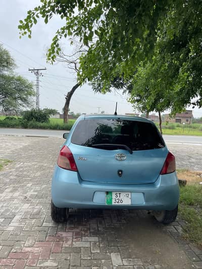 Toyota Vitz 2006
