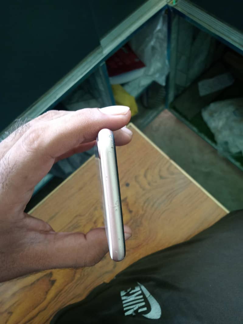 Apple iPhone 8 2