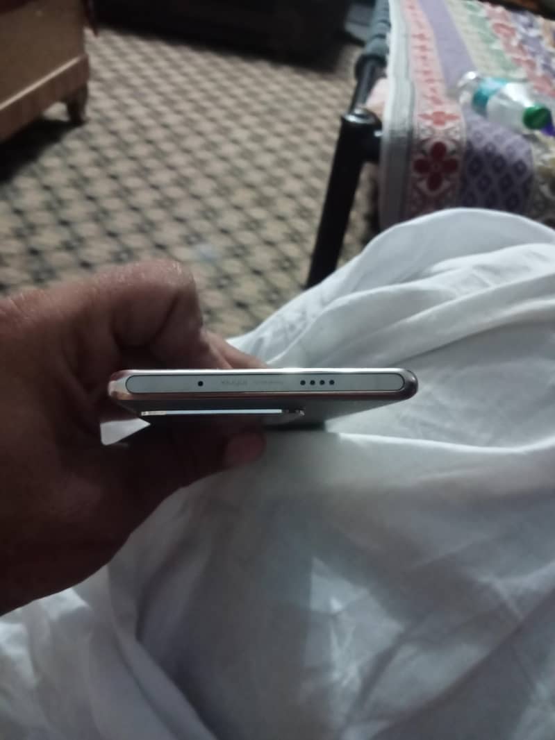 Infinix Zero 30 4