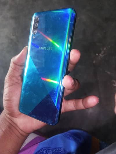 Samsung Mobile A30