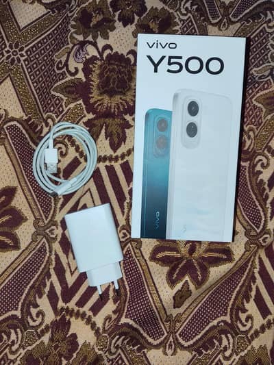 Vivo Y500