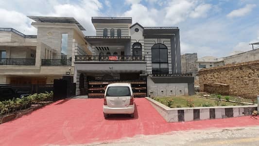Main Double Road House For Sale Situated In Media Town - Block C