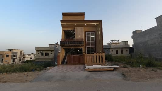 Affordable Prime Location House Available For sale In Jinnah Gardens Phase 1