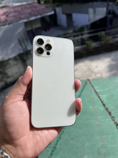 Apple iPhone 12 Pro