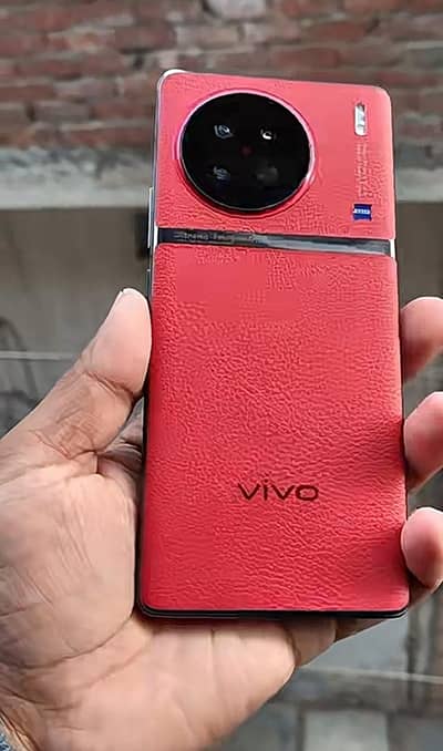 Vivo X90s