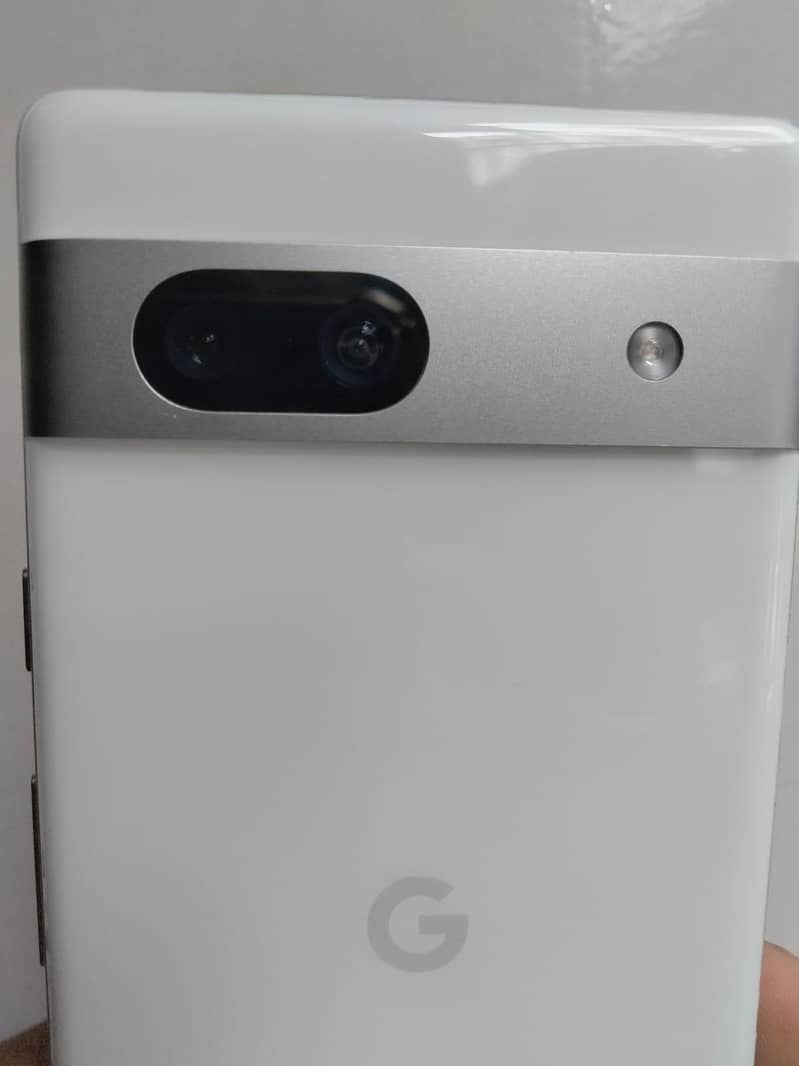 Google Pixel 7a 4