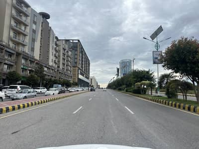 PREMIUM 5 KANAL PLOT FOR SALE IN BLOCK B