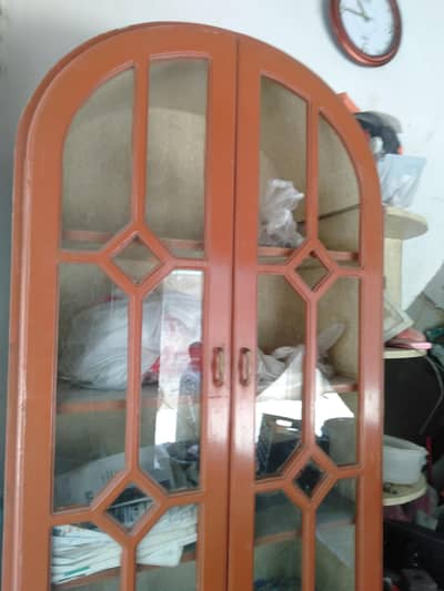 iska Aek Mirror touta hua hai door ka aek theak haii Iski Condition ye