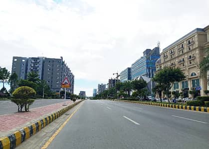 Prime Location 4 Kanal Farm House Land For Sale In Gulberg Greens Executive Block