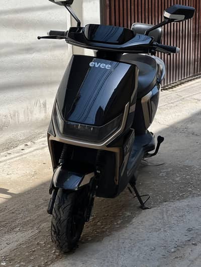evee gen-z non accidential monthly service well maintained under waran