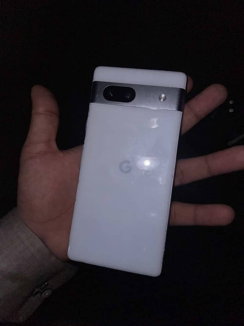 Google Pixel 7a 1