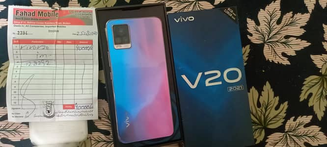 Vivo v 20 8+4/128 gb with box finger working wts (03046125242) exchn p