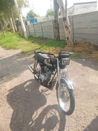 Honda cg 125 ,10 model old is gold