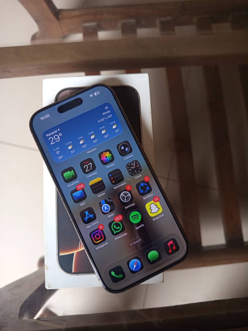 Apple iPhone 16 Pro 1