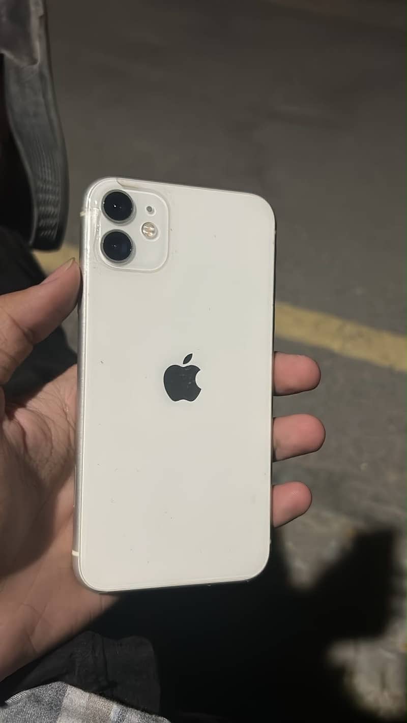 Apple iPhone 11 0