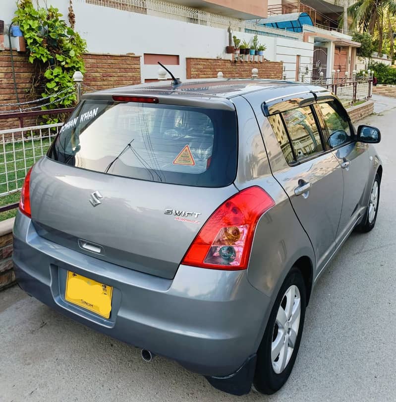Suzuki Swift Model 2014(Automatic) 3