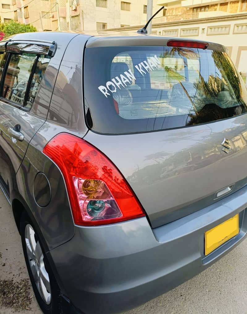 Suzuki Swift Model 2014(Automatic) 9