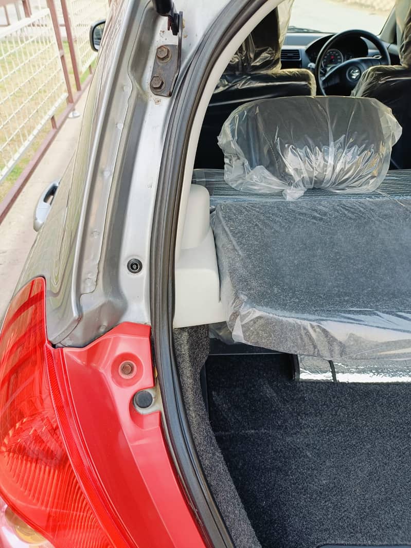 Suzuki Swift Model 2014(Automatic) 10